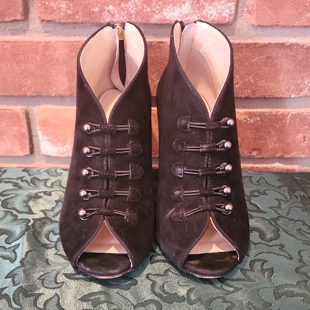 Adrienne Vittadini Black Peep-Toe Ankle Booties